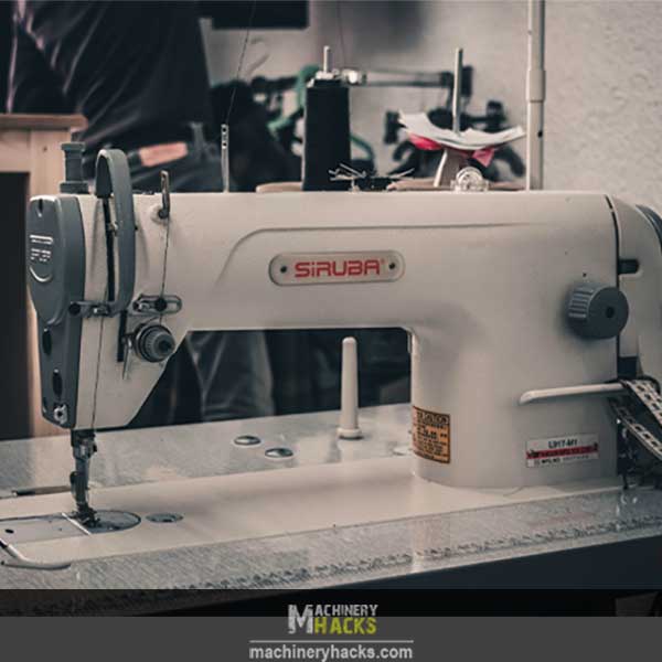 Serger vs Sewing Machine The difference you need to know!